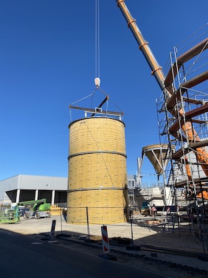 Seehafen vormontierter Salzbehälter